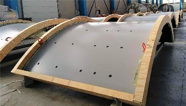 Unused Metso - Outotec 24' X 18.5' (7.3m X 5.6m) Trunnion Supported Ag Mill, 3300 Kw (4425 Hp))